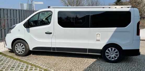                         Wynajem kamper - Renault Trafic 1,6 Kamperbus camper do wynajęcia - zdjęcie 3
                        