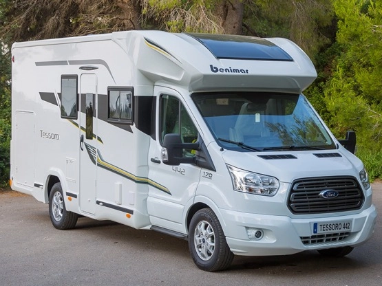                         Kamper Benimar Tessoro 442 - zdjęcie 1
                        