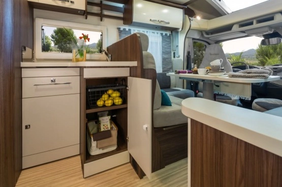                         Kamper Benimar Tessoro 463 - zdjęcie 7
                        