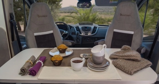                         Kamper Benimar Tessoro 463 - zdjęcie 9
                        