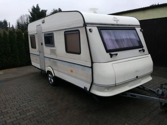                         Przyczepa kempingowa Hobby 470 - zdjęcie 4
                        