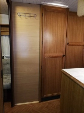                         Przyczepa kempingowa Hobby 470 - zdjęcie 17
                        