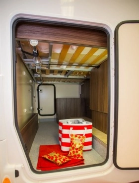                         Kamper Benimar Tessoro 467 - zdjęcie 15
                        