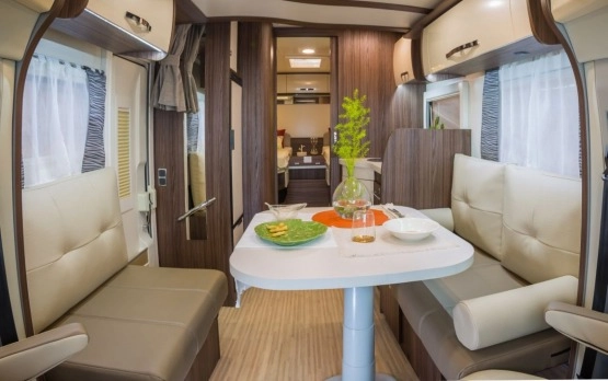                         Kamper Benimar Tessoro 467 - zdjęcie 2
                        