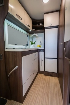                         Kamper Benimar Tessoro 481 - zdjęcie 6
                        