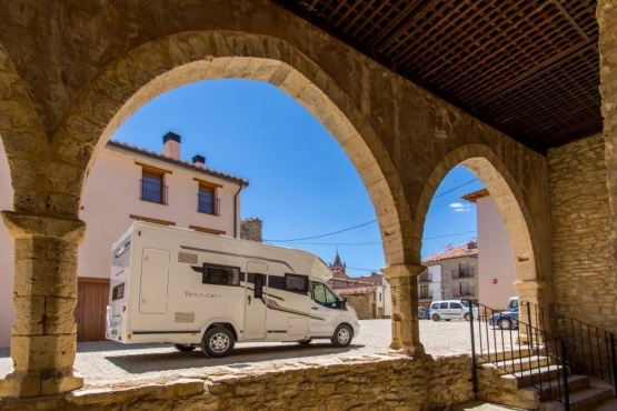                         Kamper Benimar Tessoro 483 - zdjęcie 15
                        