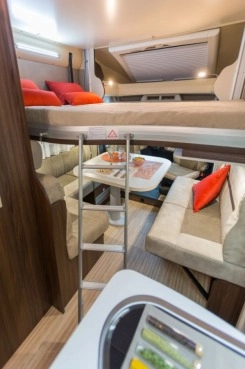                         Kamper Benimar Tessoro 483 - zdjęcie 2
                        