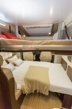                         Kamper Benimar Tessoro 483 - zdjęcie 7
                        