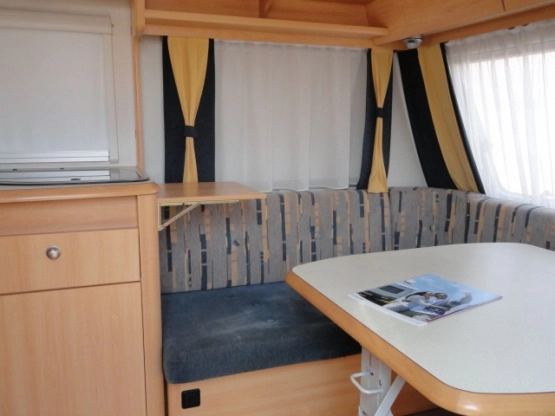                         Sprzedam Przyczepę Kempingową HOME CAR 466 KLIMA - zdjęcie 4
                        