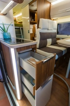                         Kamper Blaszak Benimar Benivan 118 - zdjęcie 5
                        