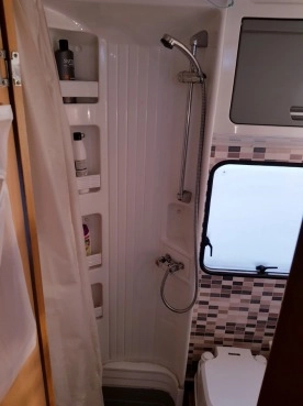                         Fiat Ducato CI Carioca  2.8 idtd Klimatyzacja silnikowa, Solar, Tempomat, Poduszki, 6-osobowy - zdjęcie 20
                        