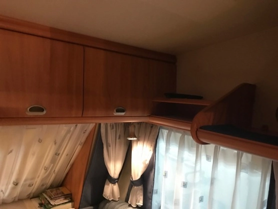                         Hobby De Luxe easy 450 UB w stanie idealnym - zdjęcie 10
                        