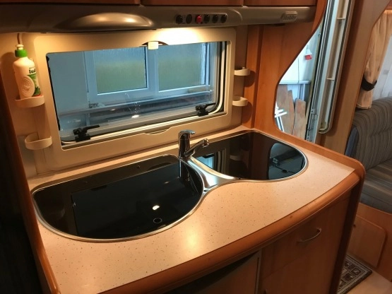                         Hobby De Luxe easy 450 UB w stanie idealnym - zdjęcie 12
                        