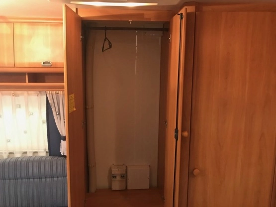                         Hobby De Luxe easy 450 UB w stanie idealnym - zdjęcie 19
                        