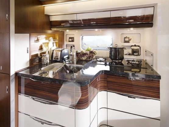                         Przyczepa kempingowa Tabbert Cellini 750 HTD 2,5 Slide-Out najnowszy model 2018 - zdjęcie 5
                        