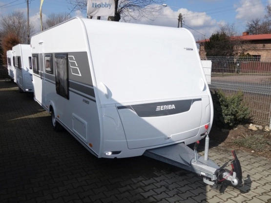                         Przyczepa kempingowa fabrycznie nowa Eriba Living 470 najnowszy model 2018 - zdjęcie 26
                        