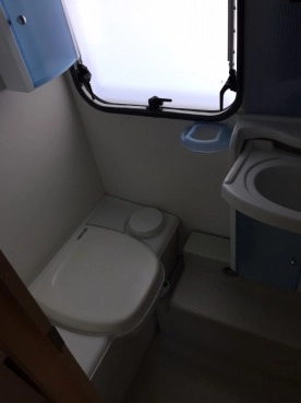                         Buerstner Fun 480TK - zdjęcie 4
                        