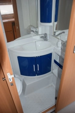                         Chateau 450 C - zdjęcie 6
                        