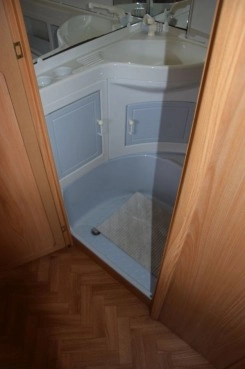                         Wilk DeLuxe 450 - zdjęcie 12
                        