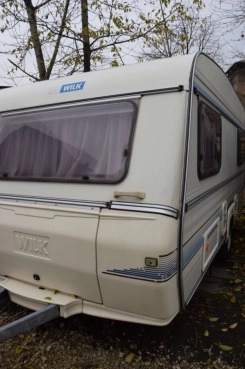                         Wilk DeLuxe 450 - zdjęcie 1
                        