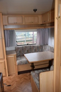                         Wilk DeLuxe 450 - zdjęcie 4
                        