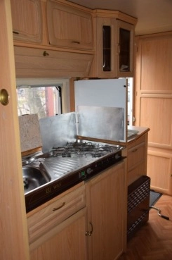                         Wilk DeLuxe 450 - zdjęcie 7
                        