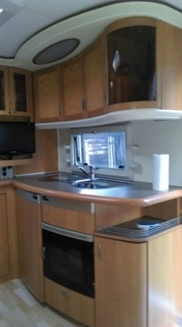                         Przyczepa Hobby prestige 560,  2007 r. - zdjęcie 2
                        