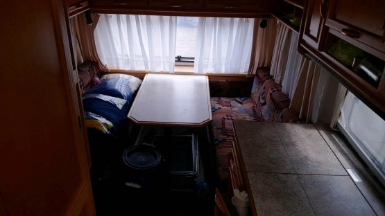                         Przyczepa kempingowa LMC 3,9m 4os  - zdjęcie 2
                        