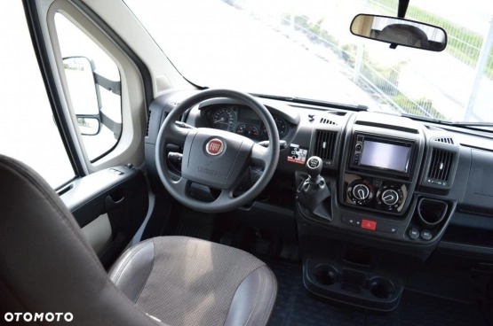                         Sunlight A70 Wadowscy - zdjęcie 4
                        