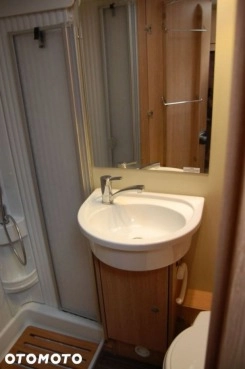                         Sunlight A68 2017 6.os Alkowa 2.3l WARSZAWA fvat 23% Wadowscy Rodzinna alkowa z łóżkiem piętrowym kamper camper Sunlight A68 6.Os Alkowa 2.3l WADOWSCY WARSZAWA Fvat 23% - zdjęcie 9
                        