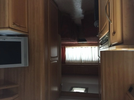                         Knaus azur 550 - zdjęcie 7
                        