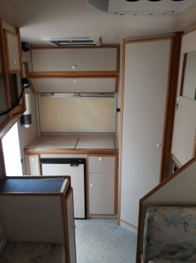                         Ford Transit Kamper Pioneer - zdjęcie 4
                        