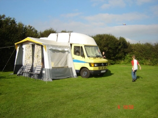                         Kamper Mercedes Benz 207 D  - zdjęcie 17
                        