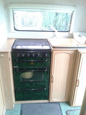                         Bailey Ranger 380/2 stabilizator nowe opony sucha - zdjęcie 10
                        