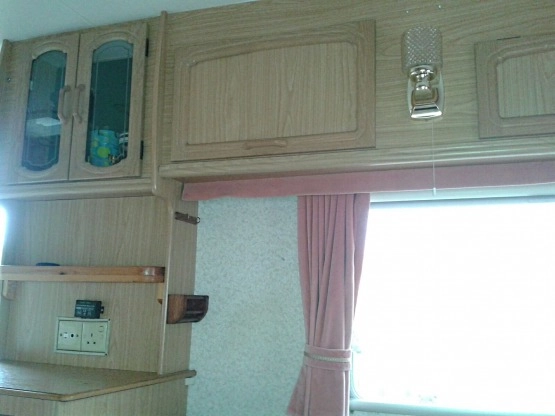                         Bailey Ranger 380/2 stabilizator nowe opony sucha - zdjęcie 9
                        