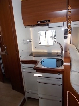                         RAPIDO 850 F - marka PREMIUM od autoryzowanego dealera - pełna historia - zdjęcie 9
                        