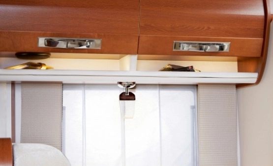                         RAPIDO 866 F - marka PREMIUM od autoryzowanego dealera, PROMOCJA – 47 000 PLN netto - zdjęcie 11
                        