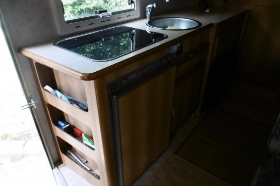                         Kamper Rimor Superbrig 677TC - 6 osobowy - zdjęcie 11
                        