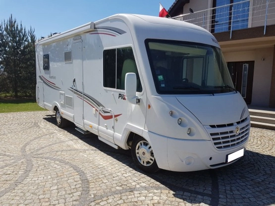                         KAMPER CAMPER AVENTURA PILOTE 2012 NA 5 OSÓB - zdjęcie 16
                        