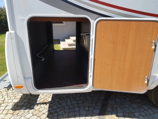                         KAMPER CAMPER AVENTURA PILOTE 2012 NA 5 OSÓB - zdjęcie 8
                        