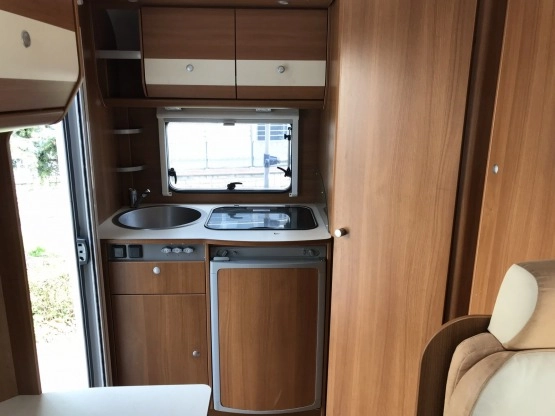                         Camper Fiat Ducato Oryginalny Design / super stan - zdjęcie 15
                        