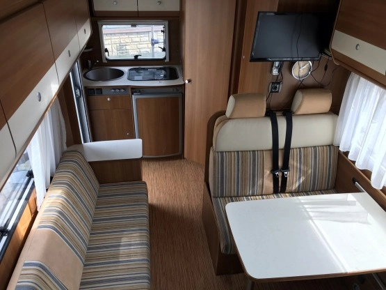                         Camper Fiat Ducato Oryginalny Design / super stan - zdjęcie 6
                        