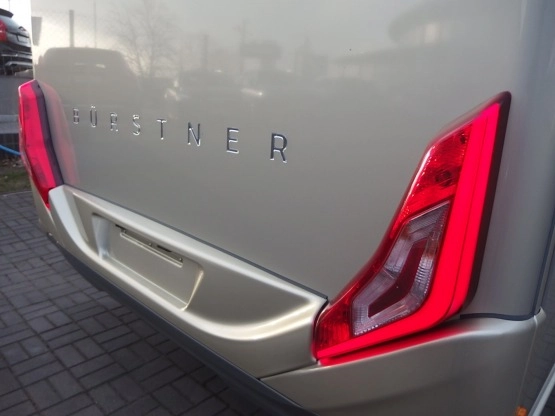                         kamper Burstner IXEO I 690 G nowy, OD RĘKI! - zdjęcie 9
                        