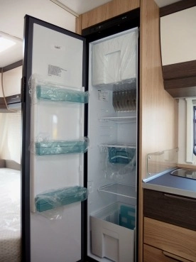                          Burstner Averso 580 TK nowa Łódź - od ręki! - zdjęcie 13
                        