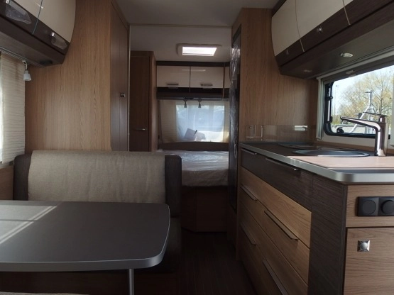                          Burstner Averso 580 TK nowa Łódź - od ręki! - zdjęcie 4
                        