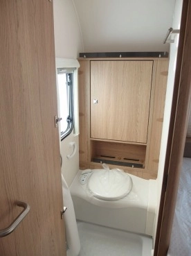                          Burstner Averso 580 TK nowa Łódź - od ręki! - zdjęcie 5
                        