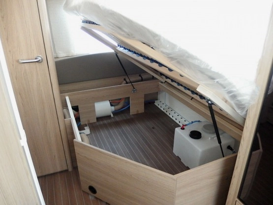                          Burstner Averso 580 TK nowa Łódź - od ręki! - zdjęcie 9
                        