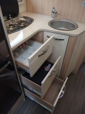                         Burstner Ixeo Time 726 G - nowy - Łódź - od ręki! - zdjęcie 7
                        
