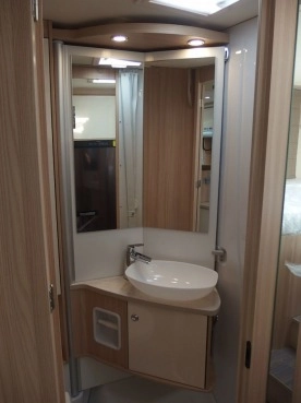                         Burstner Ixeo Time 726 G - nowy - Łódź - od ręki! - zdjęcie 9
                        