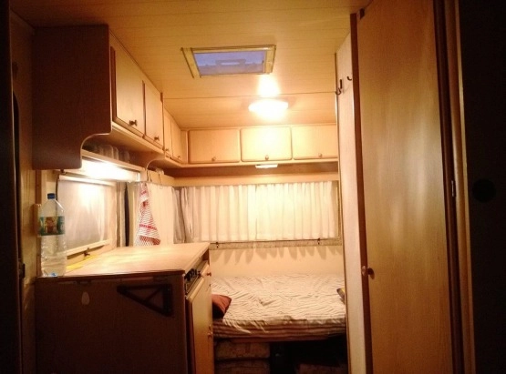                         Knaus suedwind 440 w całości lub części  - zdjęcie 1
                        